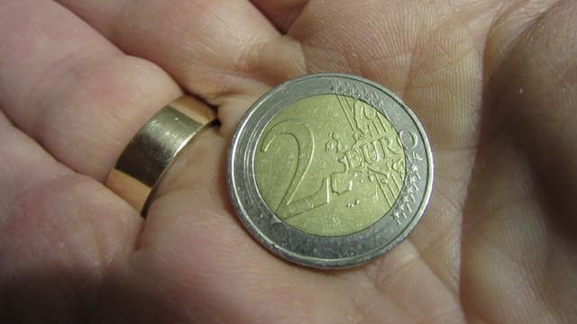 Ce sont les salariés des grandes entreprises, qui réalisent 100 millions de chiffre d'affaires, qui vont s'en sortir le mieux.