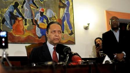 L'ancien dictateur haïtien Jean-Claude Duvalier a exprimé vendredi ses regrets aux victimes de son règne et dit vouloir contribuer à la reconstruction de son pays, dans sa première allocution depuis son retour inopiné. "Baby Doc" a également appelé à la r