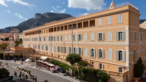 Le l ycée Albert 1er vue depuis le Musée Océanographique de Monaco.