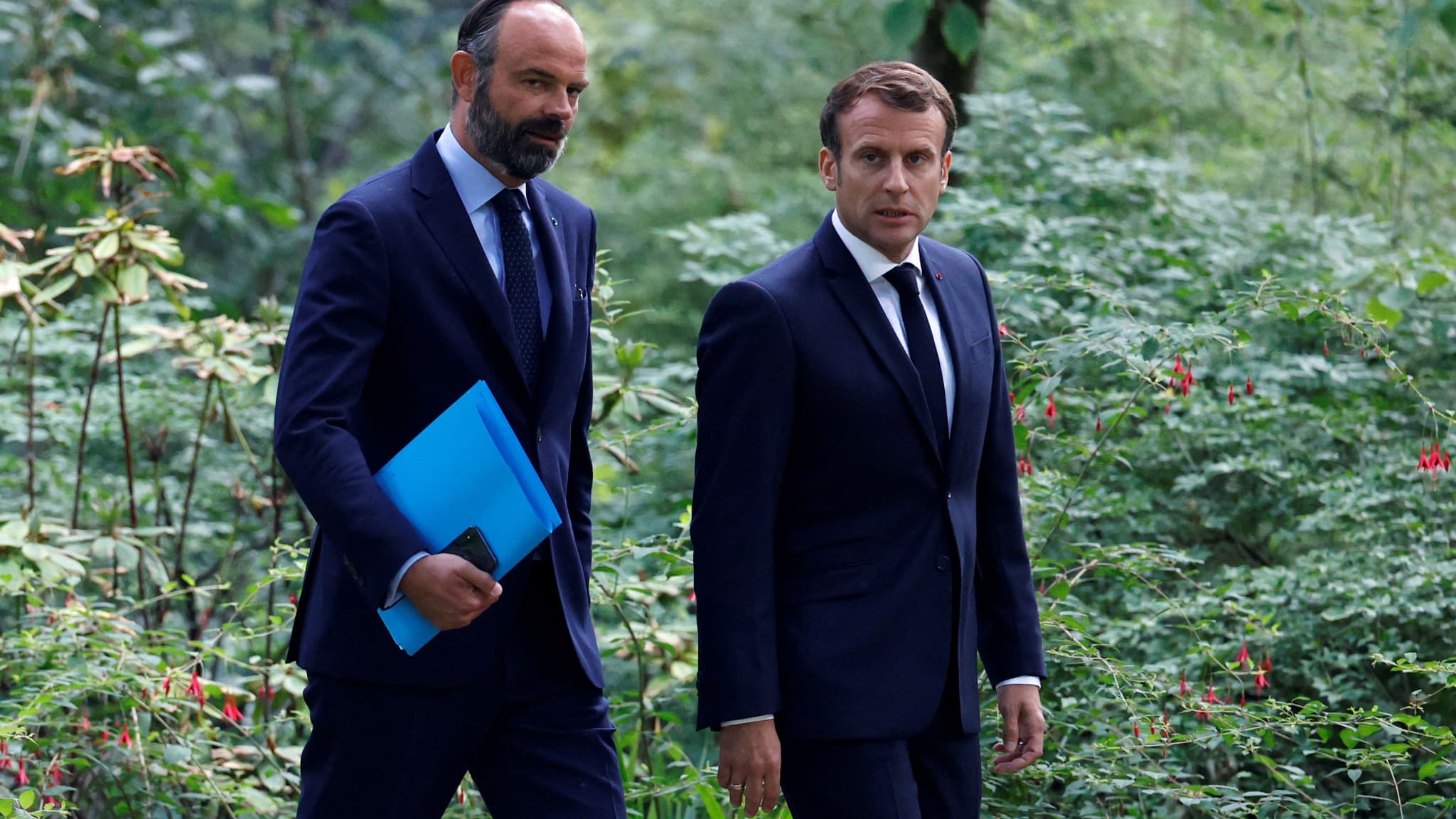 Emmanuel Macron and Édouard Philippe on June 29, 2020 before the delivery of the conclusions of the Citizen Convention for the Climate Emmanuel Macron and Édouard Philippe on June 29, 2020 before the delivery of the conclusions of the Citizen Convention for the Climate