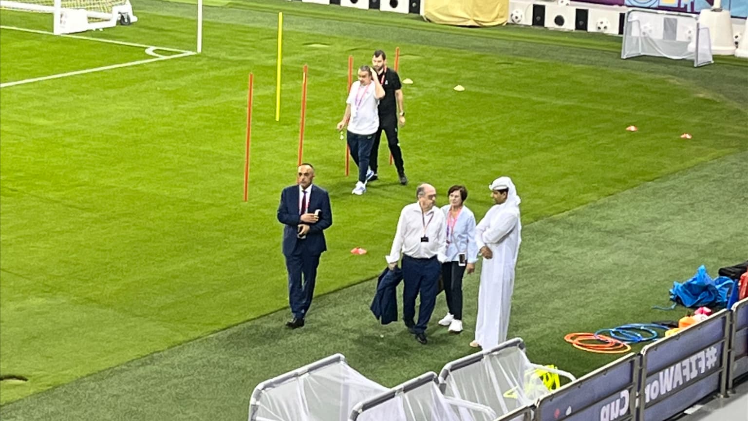 Nasser al-Khelaïfi est présent à l'entraînement des Bleus