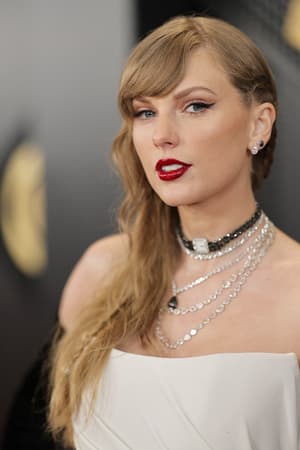 Taylor Swift et ses "indices cryptiques": pourquoi ses fans s'improvisent détectives à chaque album