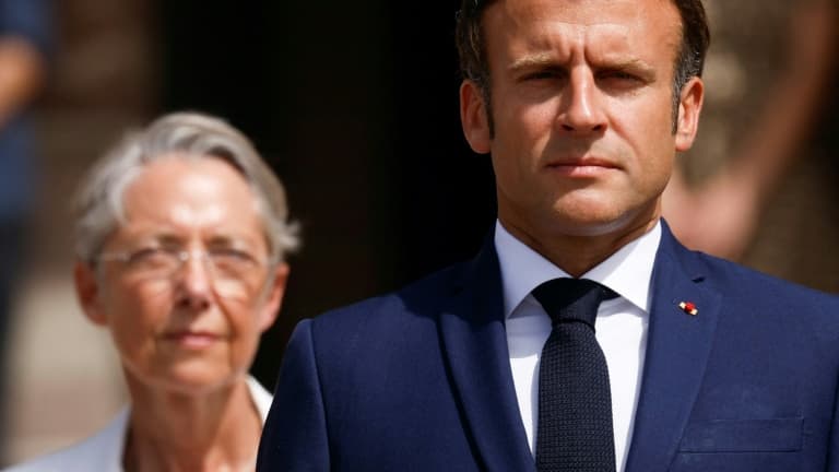 Emmanuel Macron, ici avec sa Première ministre Elisabeth Borne, le 18 juin 2022, recevra ce mardi les représentants des forces politiques à l'Elysée