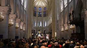 La messe en honneur du Pape François le 21 avril dernier dans la Cathédrale de Notre-Dame de Paris.