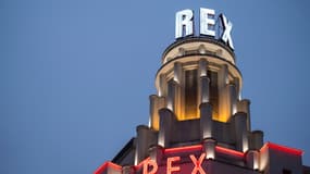 Après un mois de fermeture, le cinéma Le Grand Rex rouvre ses portes.