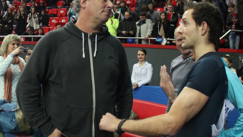 Renaud Lavillenie avec son entraineur Philippe d'Encausse