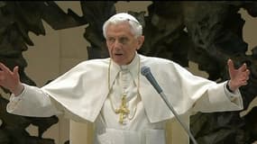 Le pape Benoît XVI, lors de la messe des Cendres mercredi.