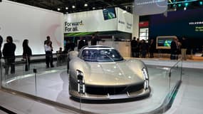Ce concept électrique, la Porsche Mission X, pourrait préfigurer une future hypercar de la marque allemande.