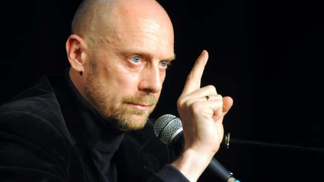 Photo d'Alain Soral prise le 4 juin 2009 lors d'une conférence de presse à Paris