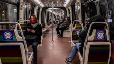 Le métro parisien ce lundi 11 mai, premier jour du déconfinement.