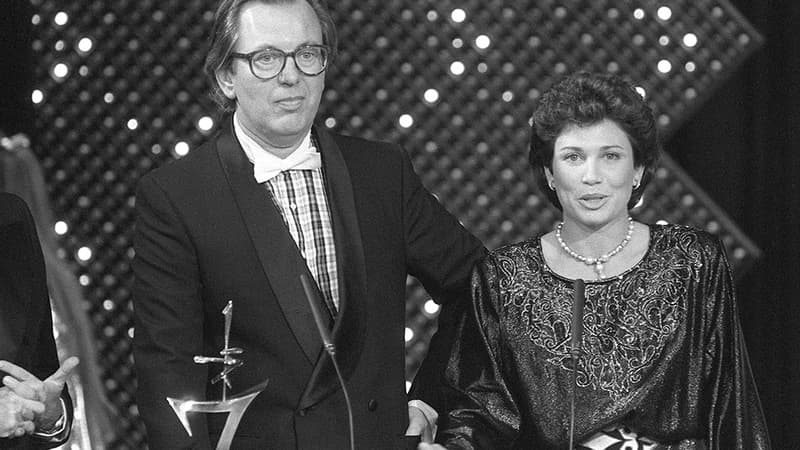 Jean Lanzi et Anne Sinclair, lors de la soirée des 7 d'or, en 1985.