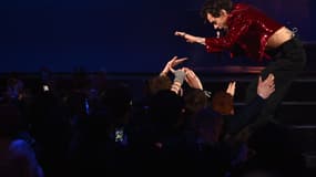 Le chanteur Harry Styles sur la scène des Brit Awards à Londres (Royaume-Uni), le 11 février 2023.