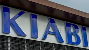 Logo de l'enseigne de vêtements Kiabi, à Faches-Thumesnil (Nord), en 2014.