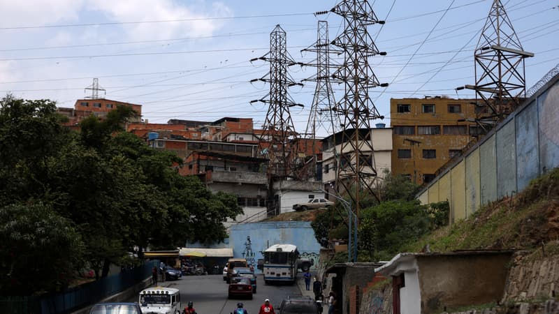 Venezuela: le gouvernement réduit les horaires des fonctionnaires, faute d'électricité