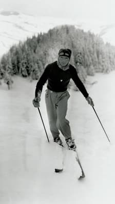 Comment AAllard a inventé le fuseau, ancêtre du legging de ski