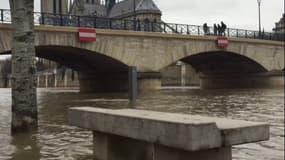 A Paris, le niveau de la Seine continue de monter ce lundi