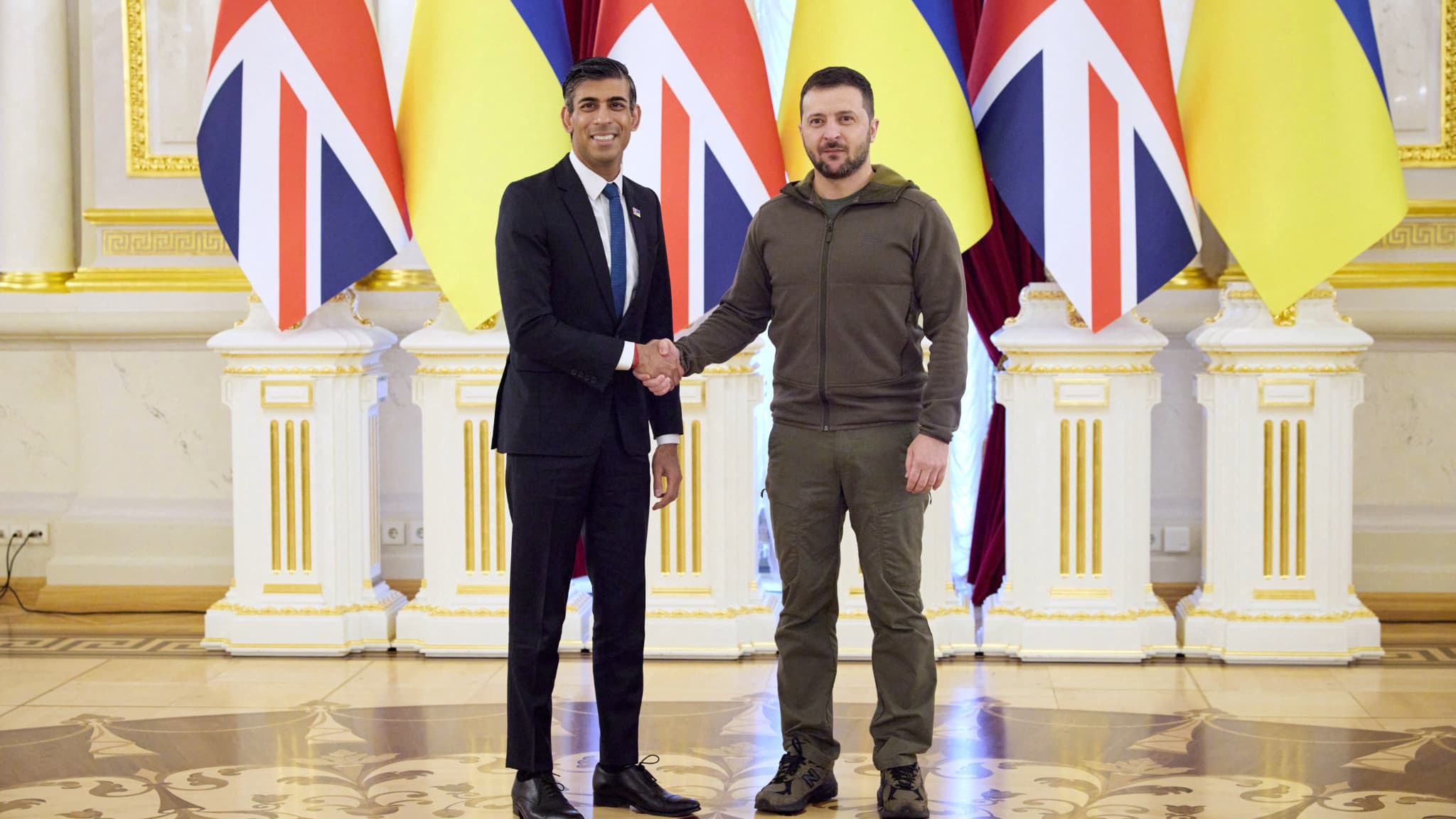 Rishi Sunak rencontre pour la première fois Volodymyr Zelensky à Kiev, le 19 novembre 2022