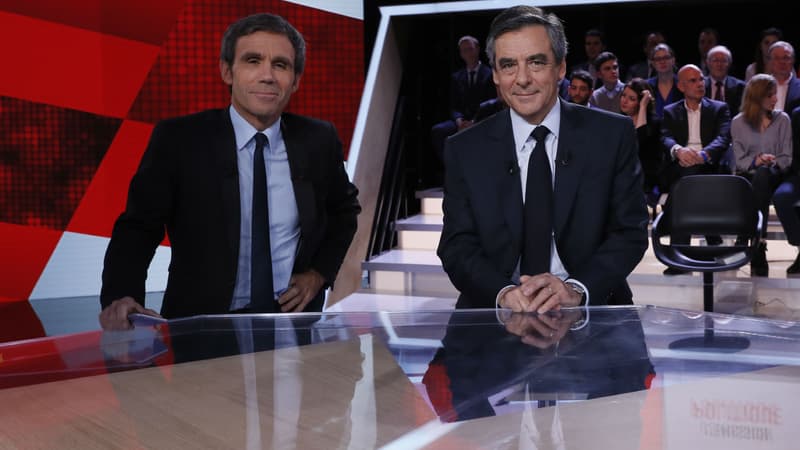 François Fillon sur le plateau de "L'émission politique" de France 2,  présentée par David Pujadas, le 23 mars 2017