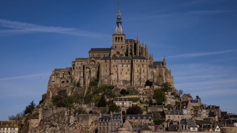 Macron attendu au Mont-Saint-Michel pour y célébrer le millénaire de la fondation de l'abbaye