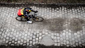 Wout VAN AERT lors du Parix-Roubaix 2021.
