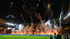 Des feux d'artifice lors de Nantes-Qarabag