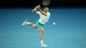 Le Serbe Novak Djokovic, lors de son 8e de finale contre le Canadien Milos Raonic à l'Open d'Australie, le 14 février 2021 à Melbourne