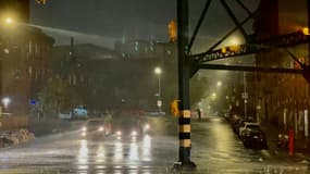 Pluie violente et inondations au passage des restes de l'ouragan Ida, le 1er septembre 2021 à New York