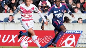 Gouffran qui prend le meilleur pour Umtiti et c'est Bordeaux qui s'impose devant Lyon