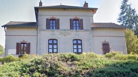La mairie de Saint-Priest-la-Manche, fermée à cause des incivilités des habitants. 
