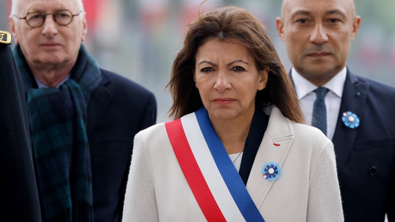 La maire de Paris Anne Hidalgo lors des cérémonies du 8 mai, en 2022.