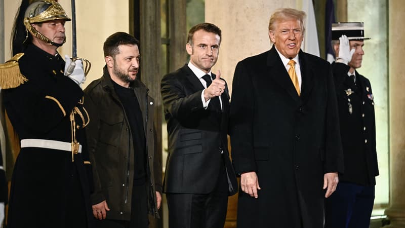 Emmanuel Macron, Donald Trump et Volodymyr Zelensky à l'Élysée, le 7 décembre 2024.