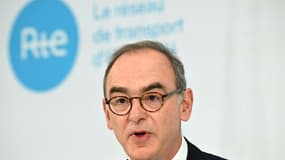 Le président du gestionnaire du réseau RTE Xavier Piechaczyk au siège de la société à La Défense, près de Paris, le 11 octobre 2022