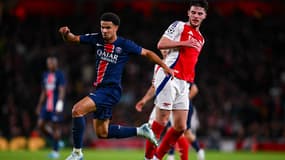 Warren Zaïre-Emery devance Declan Rice lors du match Arsenal-PSG (2-0, Ligue des champions), le 2 octobre 2024