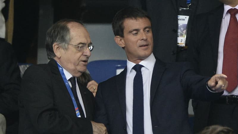 Manuel Valls au Stade de France avec Noël Le Graet