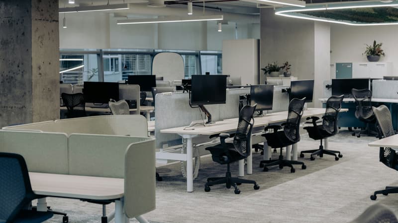 Les meilleurs sites pro pour acheter le matériel et le mobilier de vos bureaux pour vos salariés
