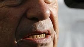C'est le candidat de l'ombre de la primaire socialiste : malgré des années passées dans divers gouvernements, le radical de gauche Jean-Michel Baylet peine à se faire un nom auprès du grand public. Le sénateur du Tarn-et-Garonne a tout à gagner du premier