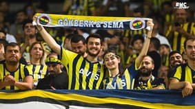 Fenerbahçe : Les supporters réclament un attaquant...sur un pont