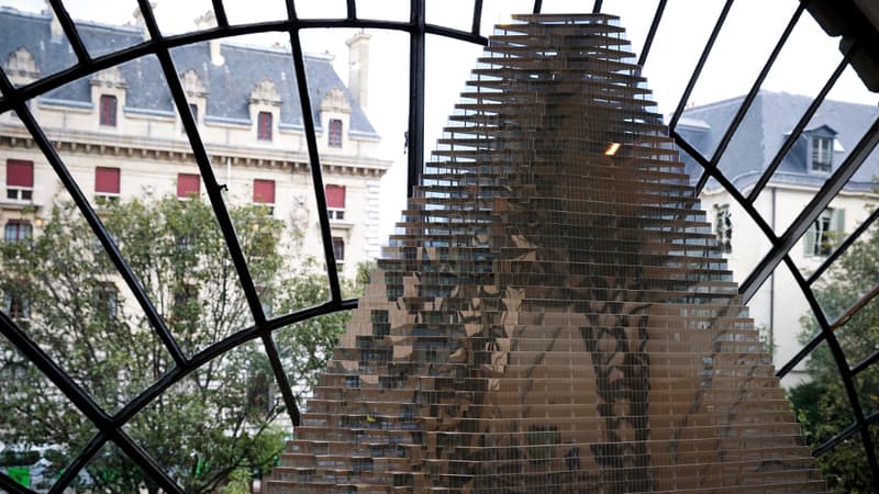 Maquette au 1/200e de la Tour Tirangle, par l'agence suisse Herzog & de Meuron, le 3 novembre 2014.