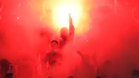 Un fumigène au Vélodrome
