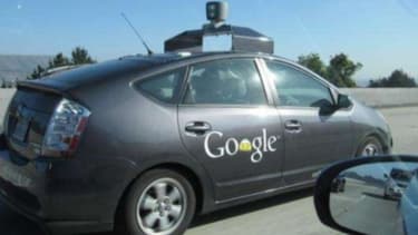 A l'instar de Google, qui teste depuis quelques temps une voiture sans conducteur, Toyota et Audi vont présenter leurs propres prototypes lors du CES 2013.