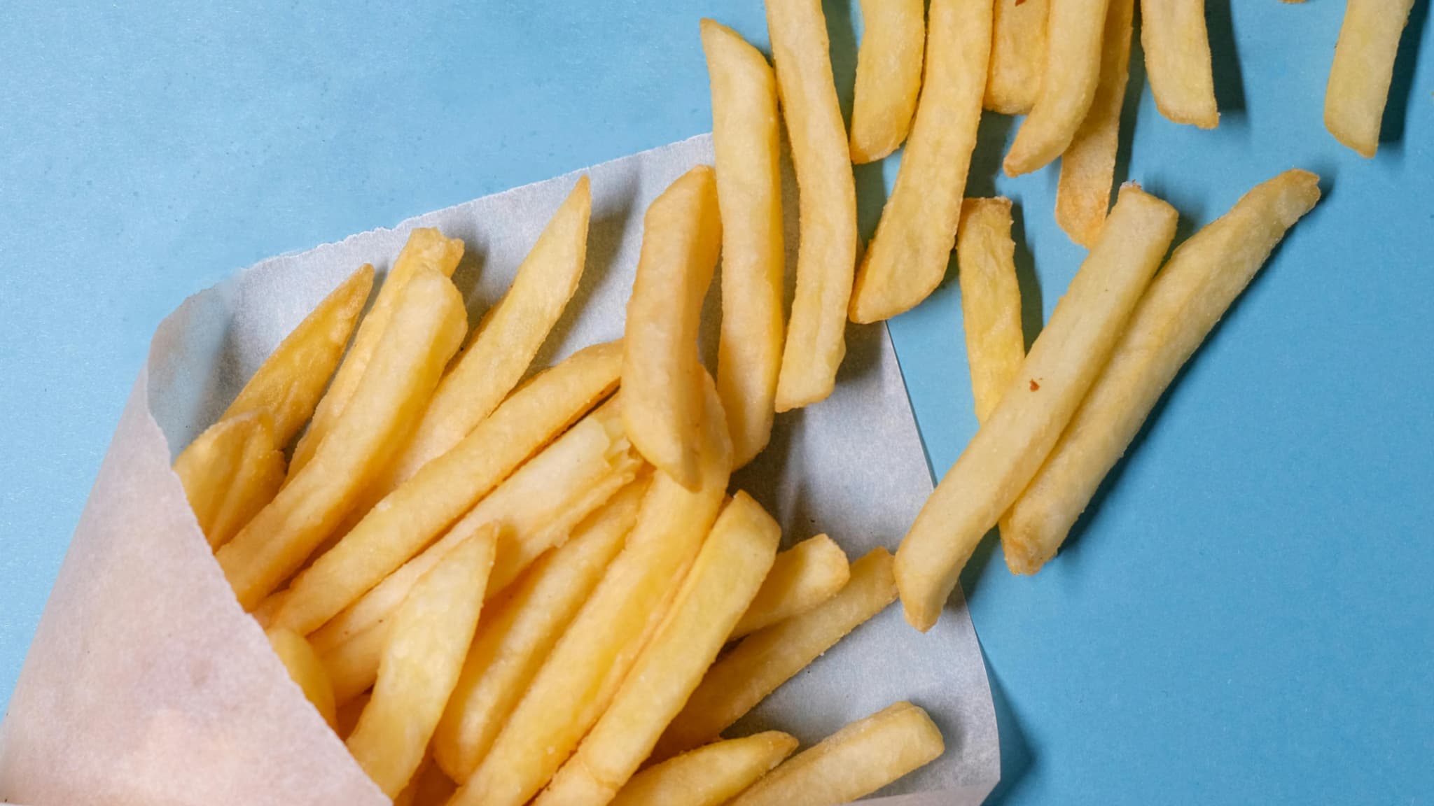 INFOGRAPHIE. DOPÉE PAR LES FRITES SURGELÉES ET LA DEMANDE BELGE, LA FRANCE S'ENVOLE VERS UNE NOUVELLE PRODUCTION RECORD DE POMMES DE TERRE