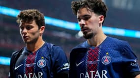 Joao Neves et Vitinha avec le PSG, le 5 juillet 2025