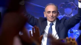 Éric Zemmour lors de son premier meeting à Villepinte, dimanche 5 décembre 2021