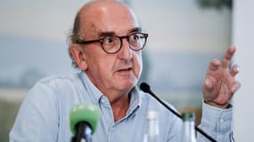 Le président du groupe audiovisuel sino-espagnol Mediapro Jaume Roures lors d'un point presse, le 31 mai 2018 à Paris, deux jours après l'acquisition des droits de Ligue 1