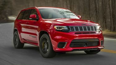 Sous le capot de ce nouveau Grand Cherokee, le V8 suralimenté emprunté au cousin Dodge.
