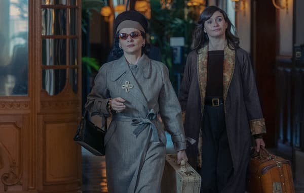 Juliette Binoche (Gabrielle Chanel) et Emily Mortimer (Elsa Lombardi),  The New Look.