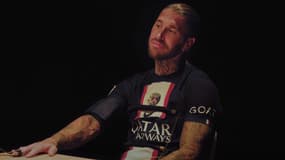 Le défenseur espagnol Sergio Ramos avec le PSG