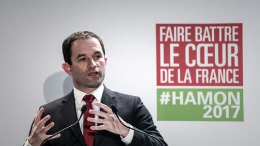 Benoît Hamon, le 13 février 2017 à Paris dans son QG