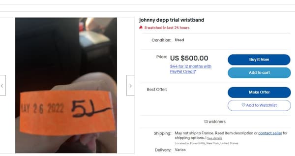 Une annonce sur eBay pour un bracelet d'accès au procès Depp-Heard en Virginie. 