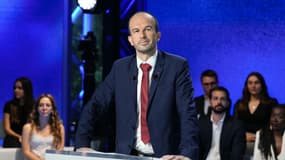 Manuel Bompard (LFI) avant le débat diffusé sur TF1, à Boulogne-Billancourt, le 25 juin 2024.